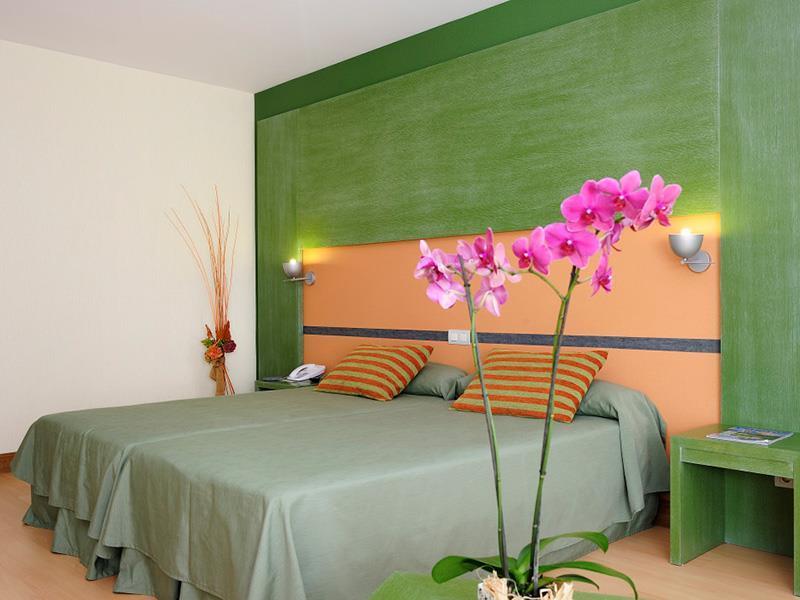 Hotel Naval 3*
