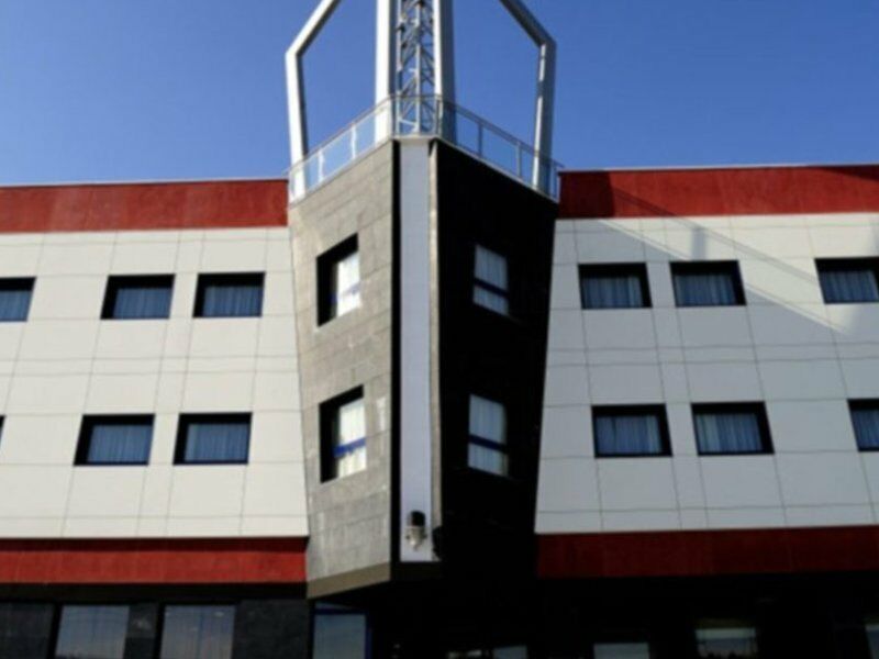 Naval Hotel